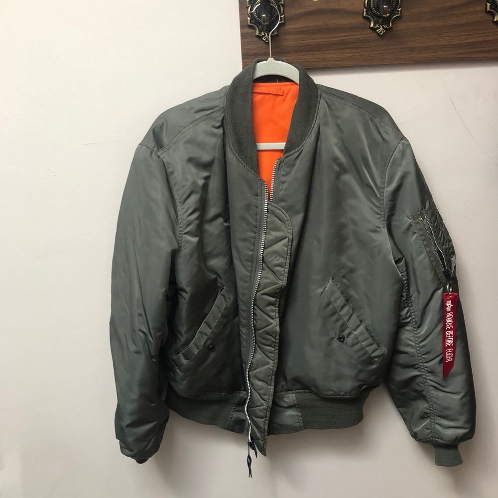 Alpha bomber jacket - size L